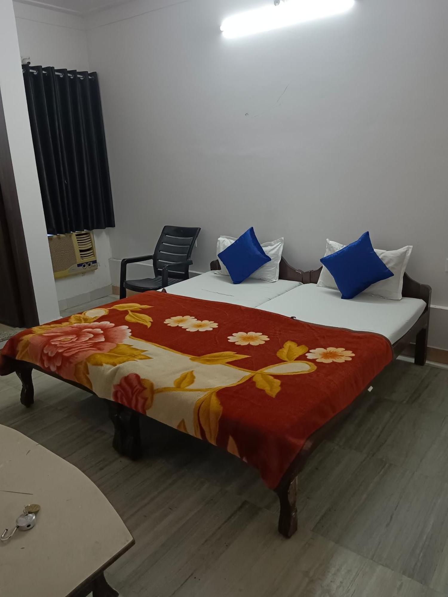 Hotel Shubham Udajpur Exteriér fotografie